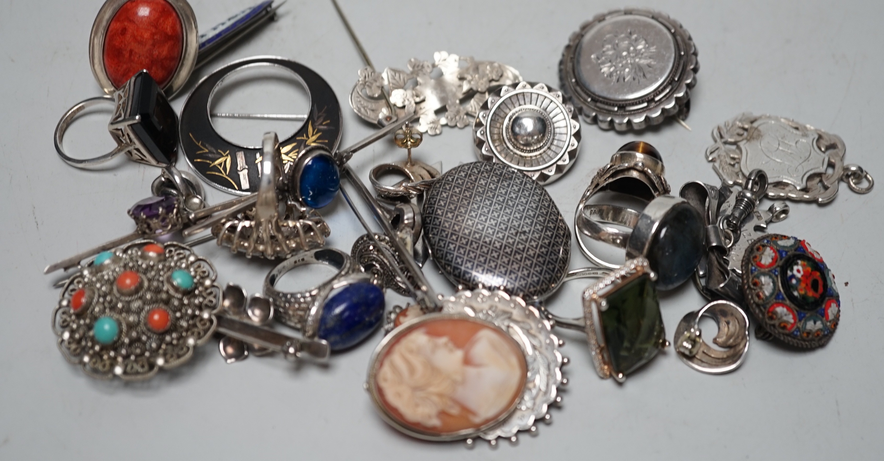 Assorted silver, white metal and other jewellery, including niello locket, Victorian cross pendant, rings, brooches, enamelled and sterling 'Mother' brooch, sterling and mixed metal Amita brooch.